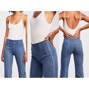 We The Free | Free People Slim Pull-On Flare Blue Jeans, Size 27